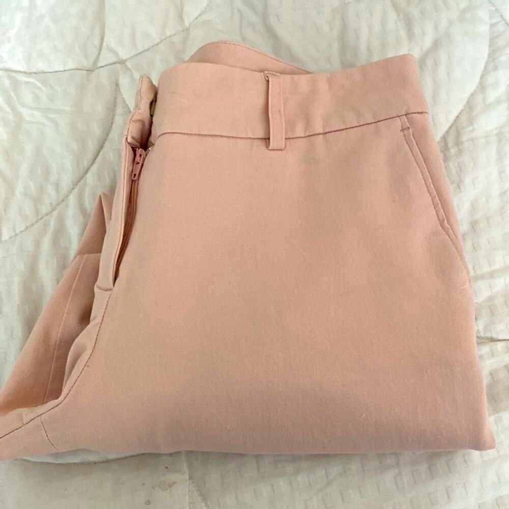Halogen Pale Pink Crop Pant Size 8. See video - Picture 3 of 15
